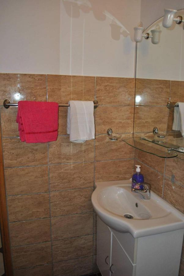 Apartmani Gradac Градац Экстерьер фото