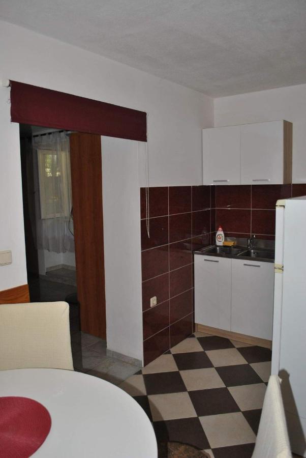 Apartmani Gradac Градац Экстерьер фото