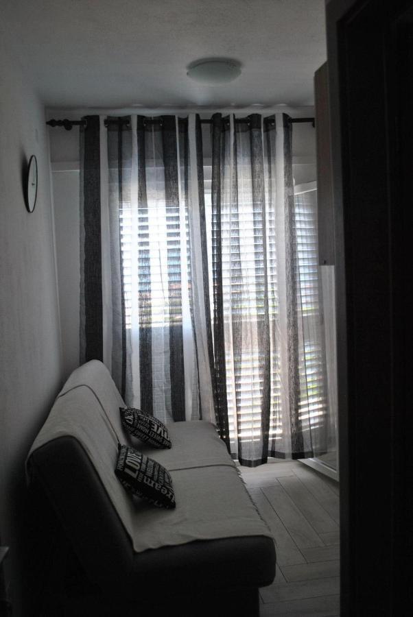 Apartmani Gradac Градац Экстерьер фото