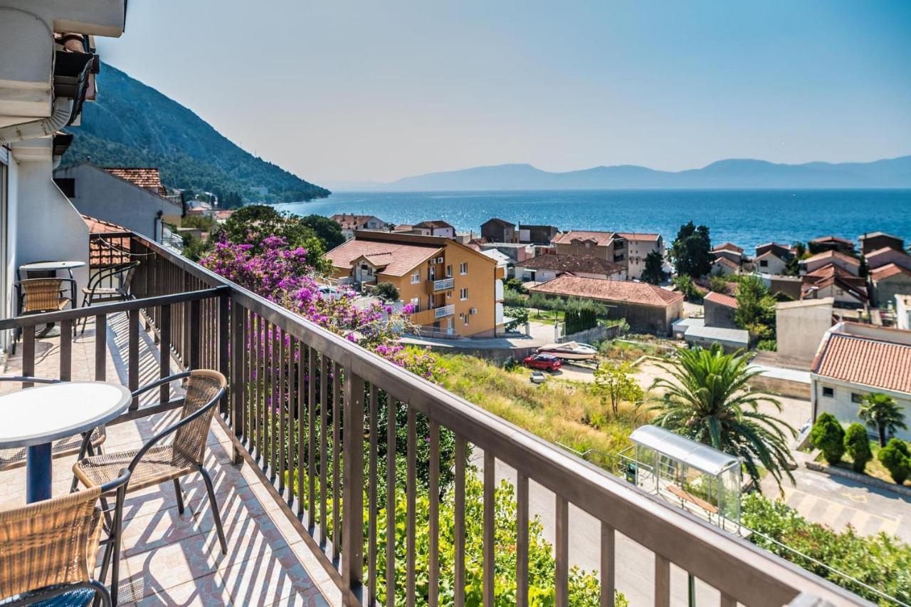 Apartmani Gradac Градац Экстерьер фото