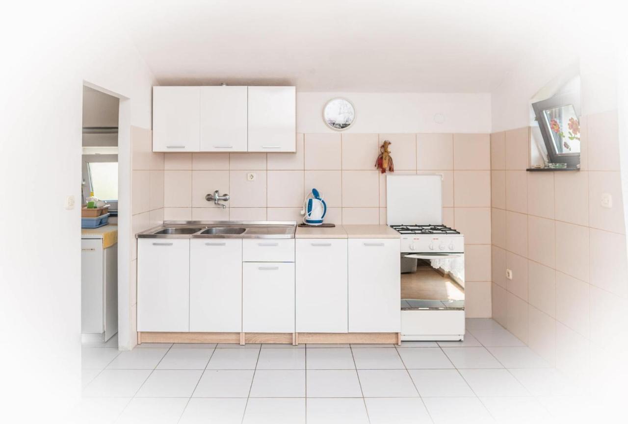 Apartmani Gradac Градац Экстерьер фото