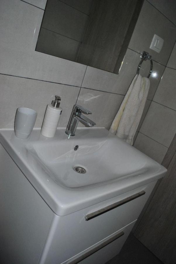 Apartmani Gradac Градац Экстерьер фото