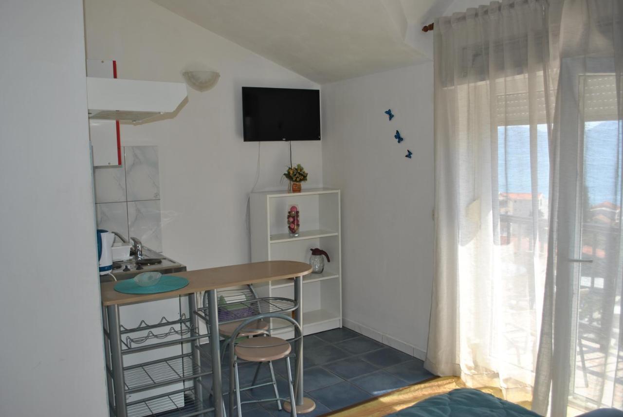 Apartmani Gradac Градац Экстерьер фото